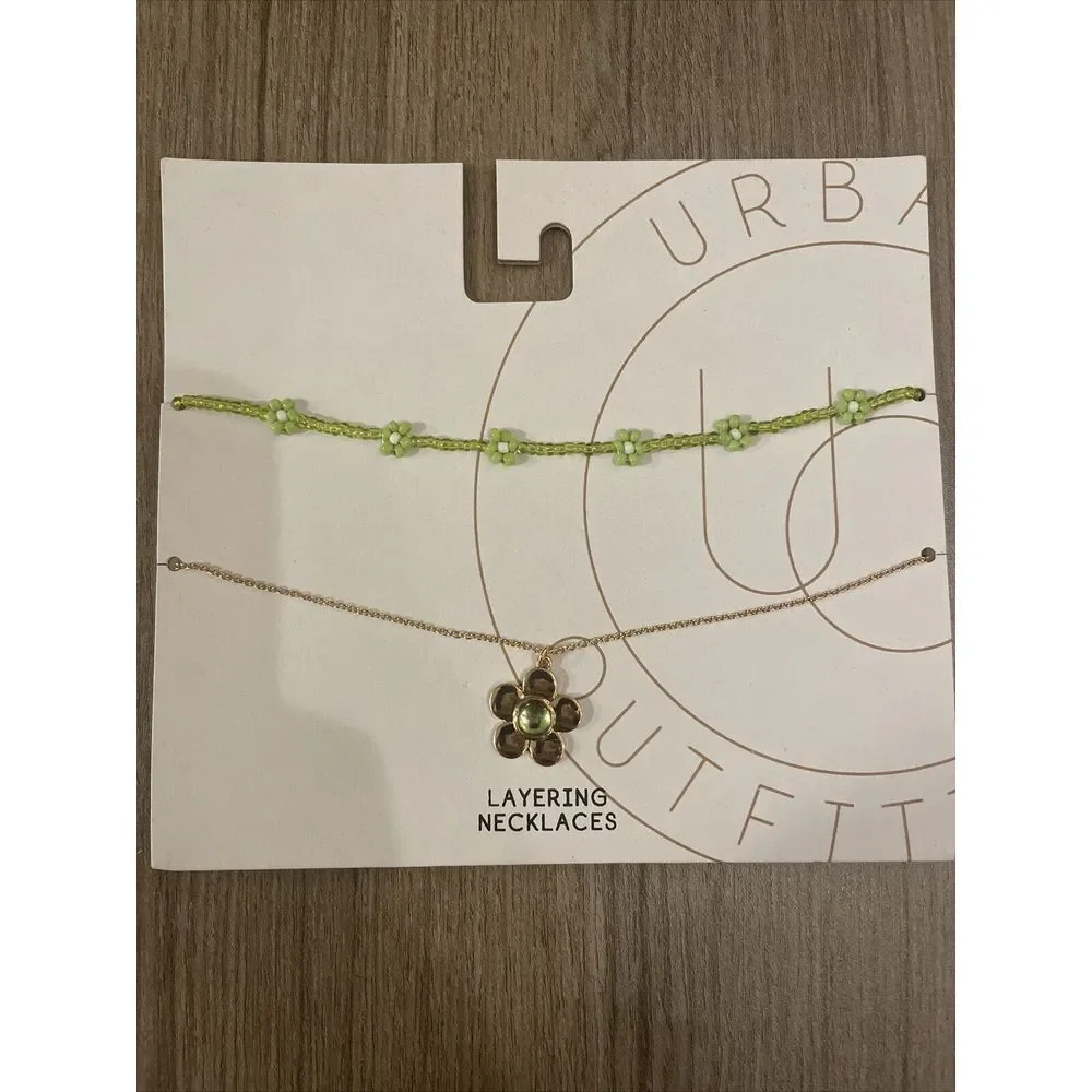 Urban Outfitters Layla Beaded Flower‎ Layered Necklace Gold Tone LT Green Color